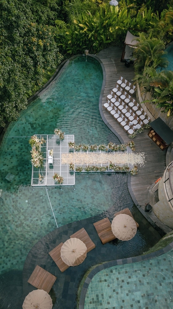 야외 결혼식 공간