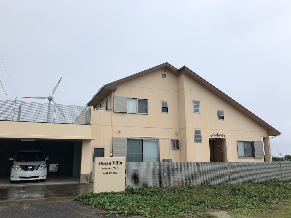 숙박 시설 정면