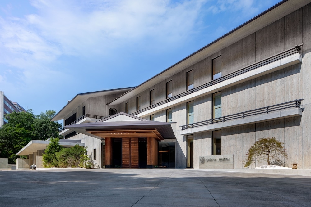 숙박 시설 정면