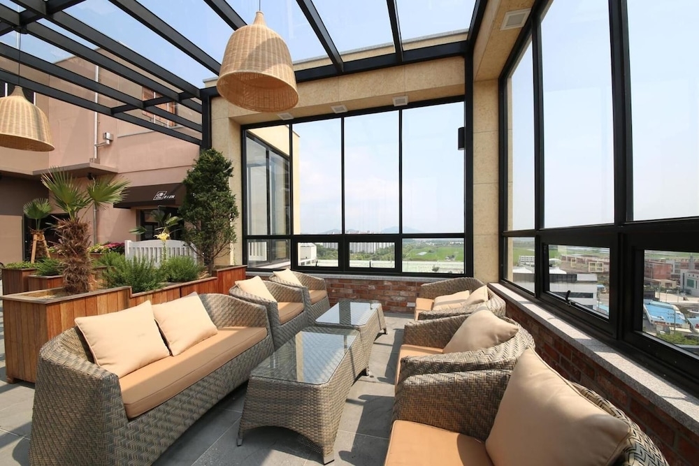 숙박 시설 구내