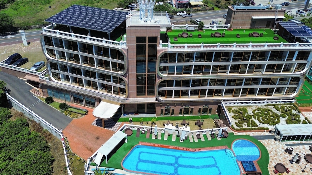 숙박 시설 정면