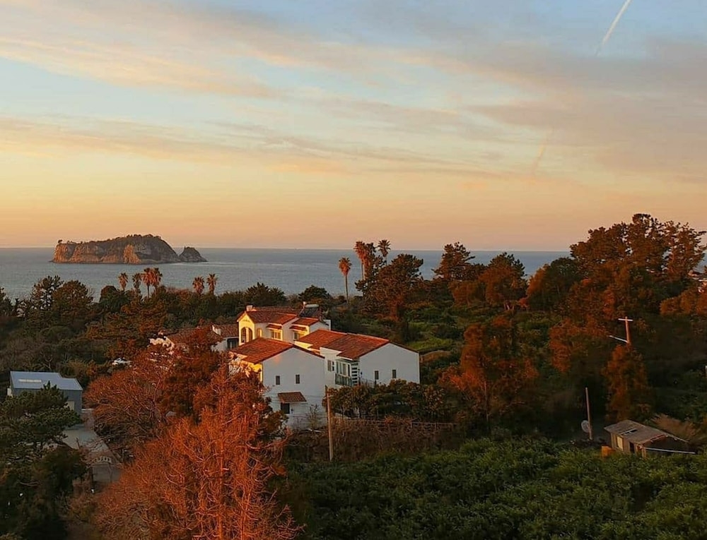 숙박 시설에서 보는 주변 전망