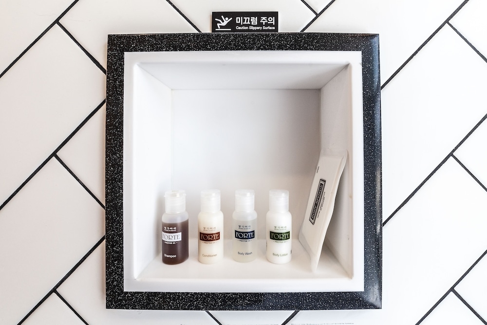 욕실 편의 시설