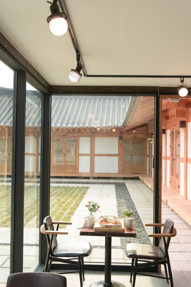 아침 식사 공간