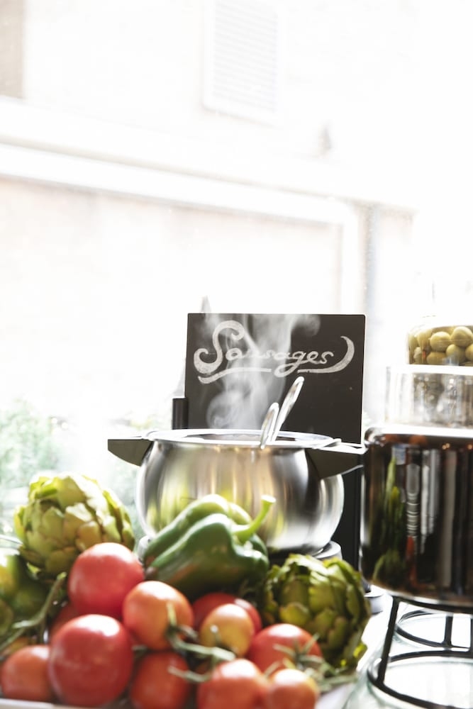 뷔페 아침 식사