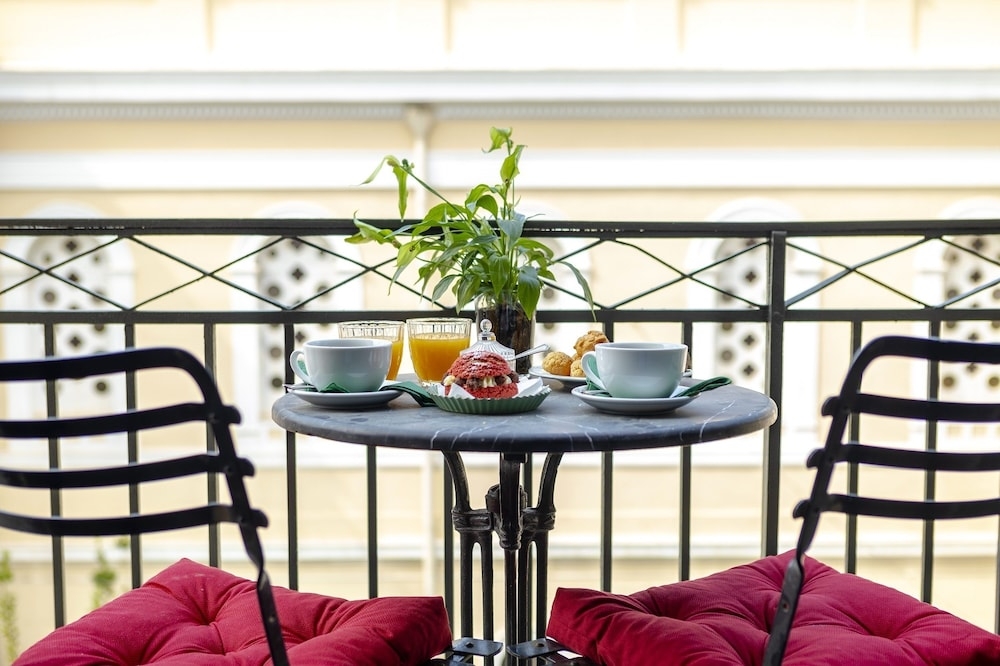 숙박 시설 구내