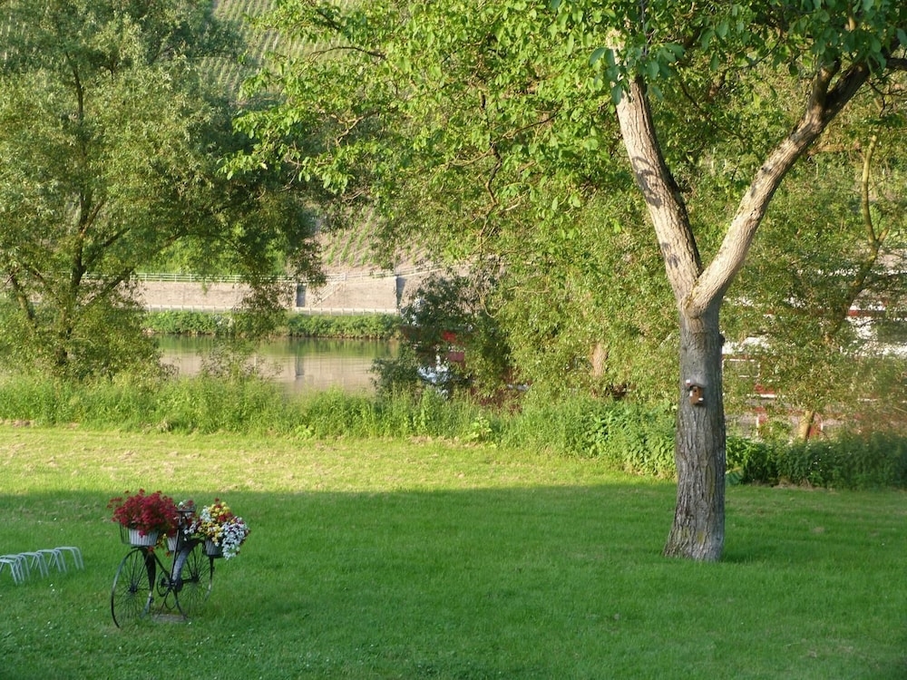 숙박 시설 구내