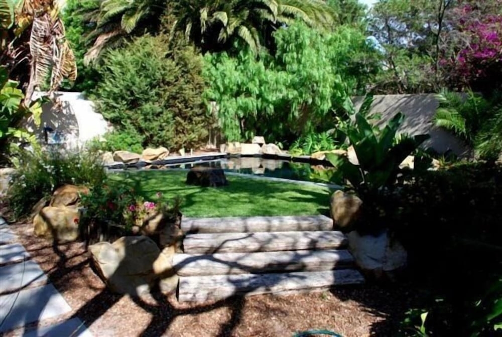 숙박 시설 구내