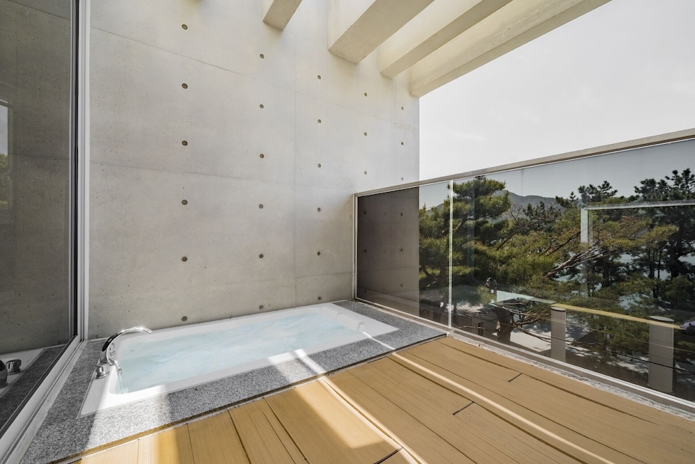 전용 스파 욕조