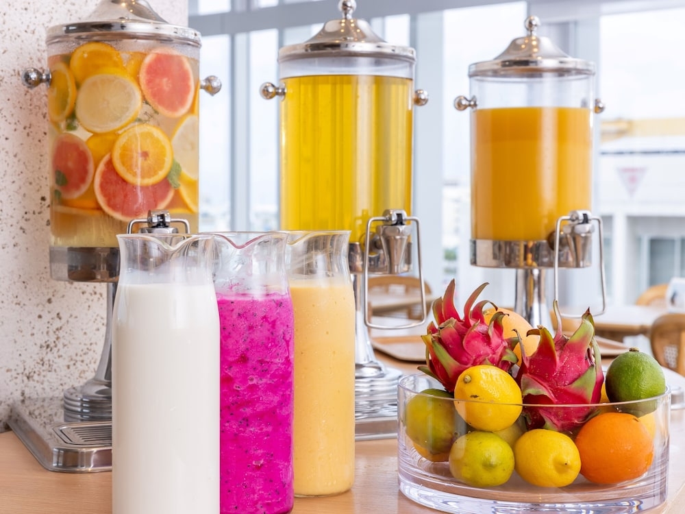 뷔페 아침 식사