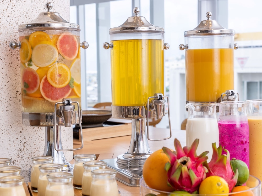 뷔페 아침 식사