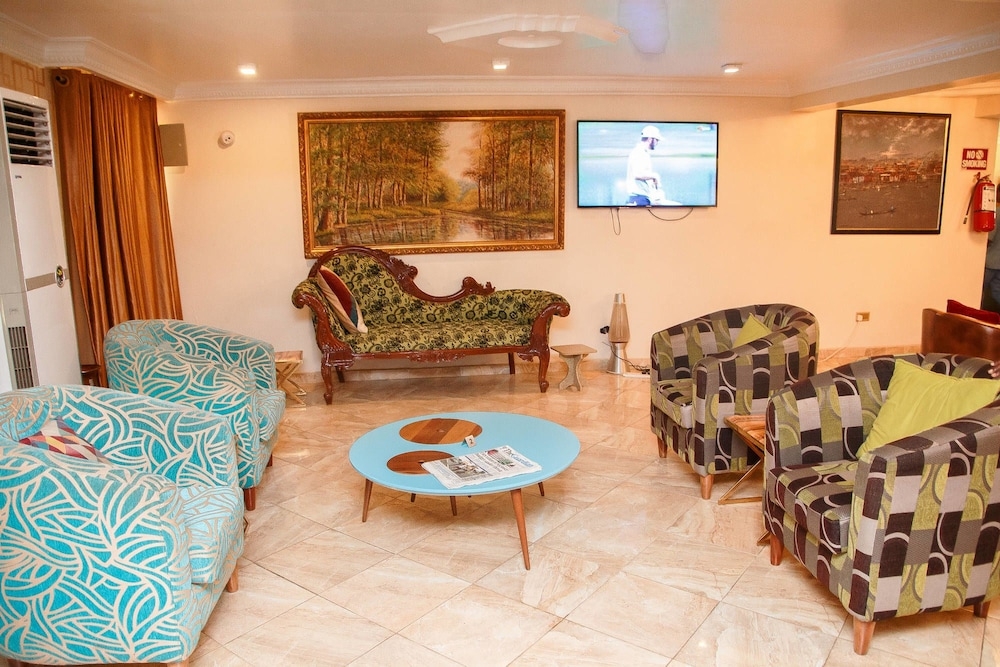 로비 좌석 공간