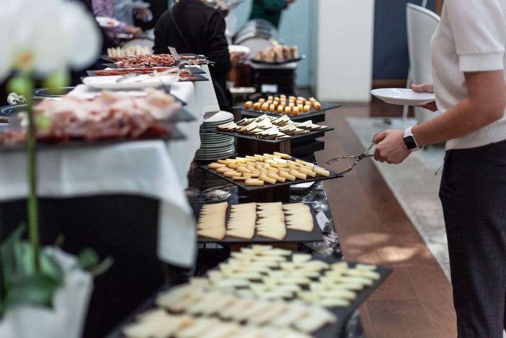 뷔페 아침 식사