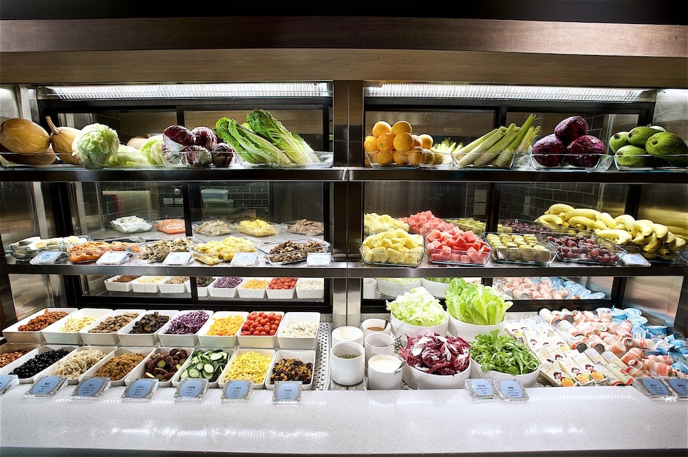 뷔페 아침 식사