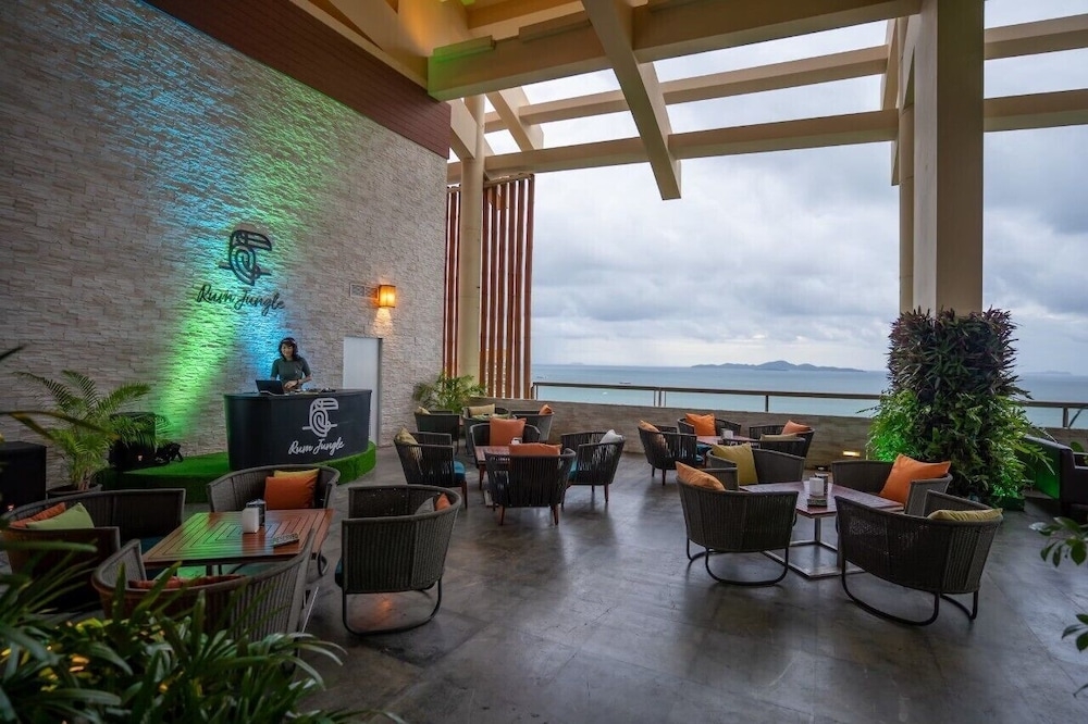 바(숙박 시설 내)