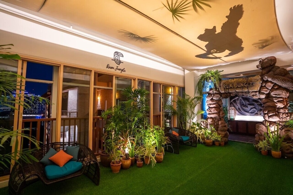 바(숙박 시설 내)