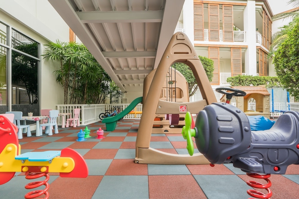 어린이 놀이 공간 - 야외