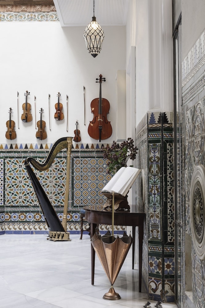 로비 좌석 공간