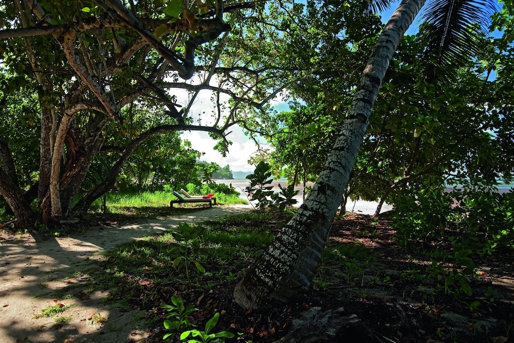 숙박 시설 구내