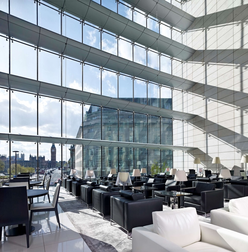 바(숙박 시설 내)