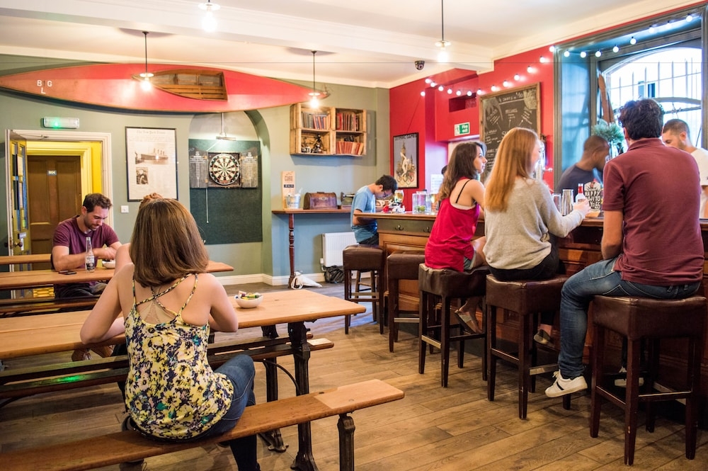 바(숙박 시설 내)