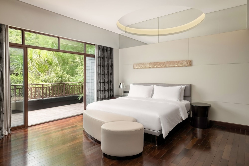 숙박 시설 내 편의 시설/서비스