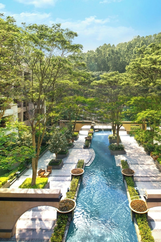 숙박 시설의 전망