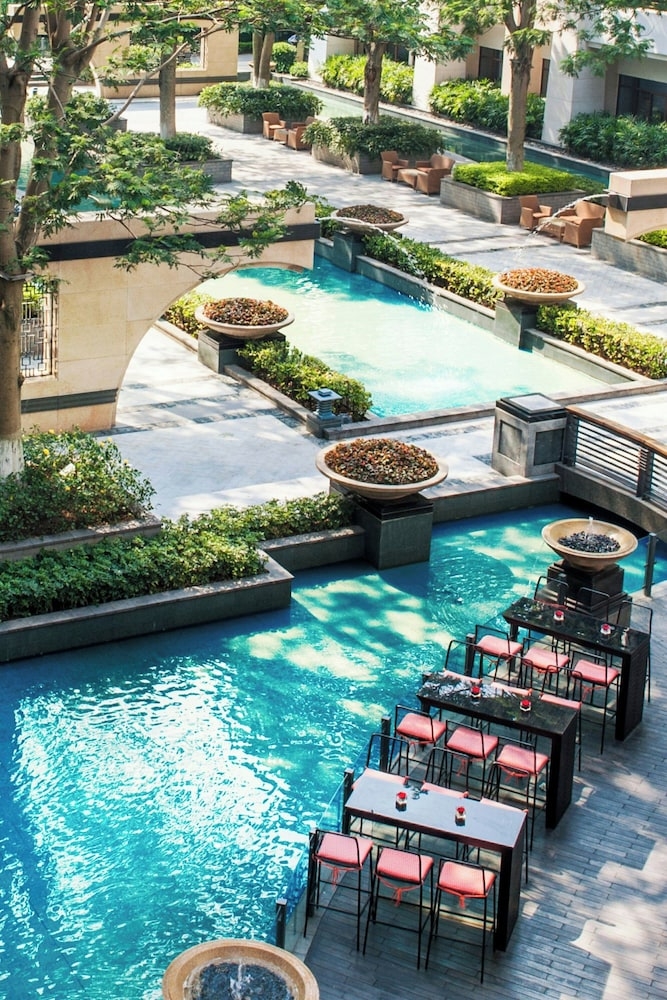 숙박 시설의 전망