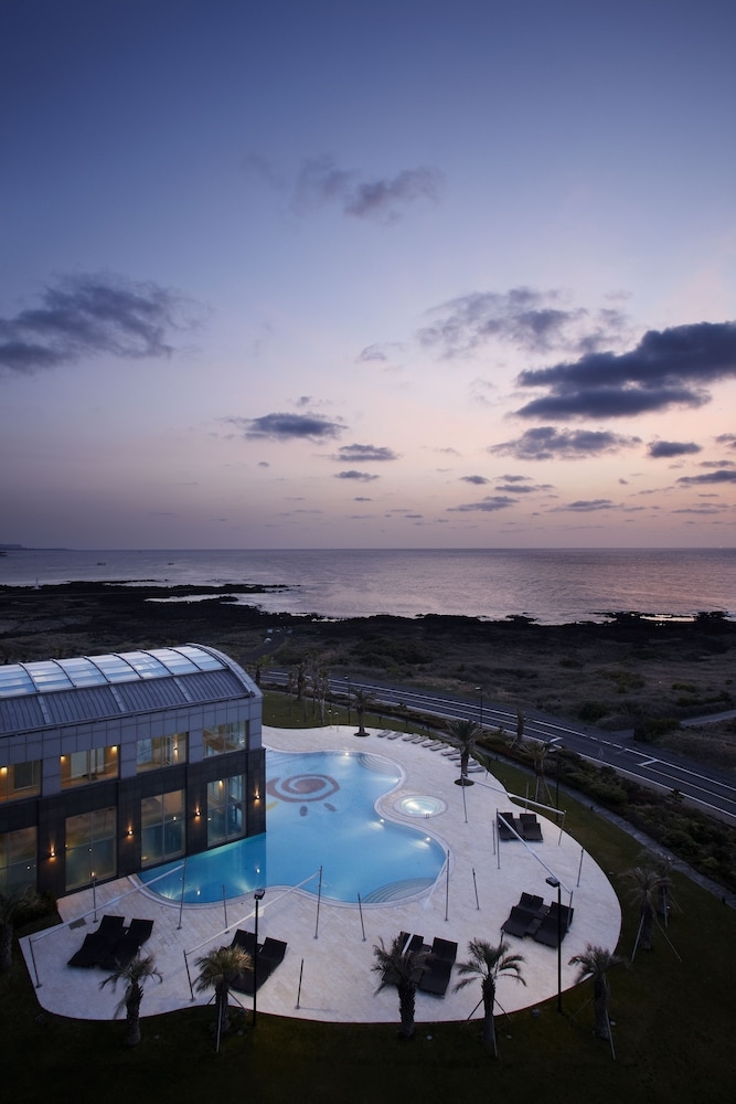 숙박 시설의 전망