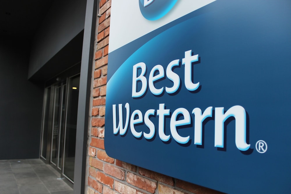 숙박 시설 입구