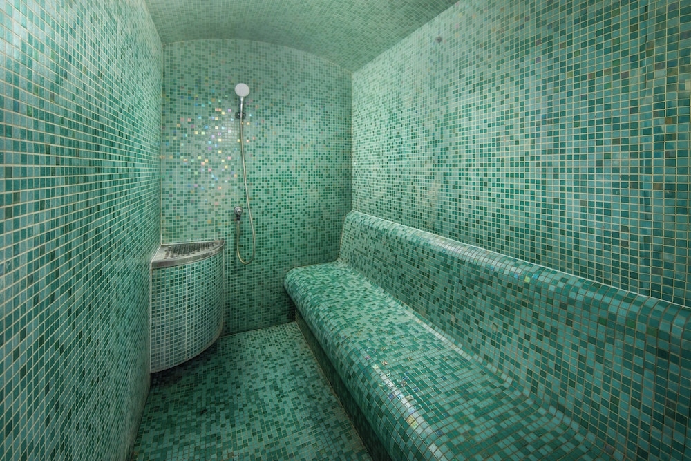 숙박 시설 내 편의 시설/서비스