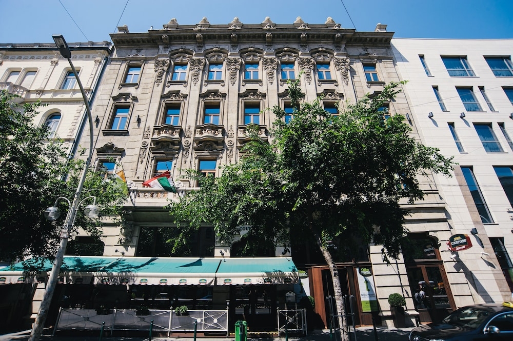 숙박 시설 정면