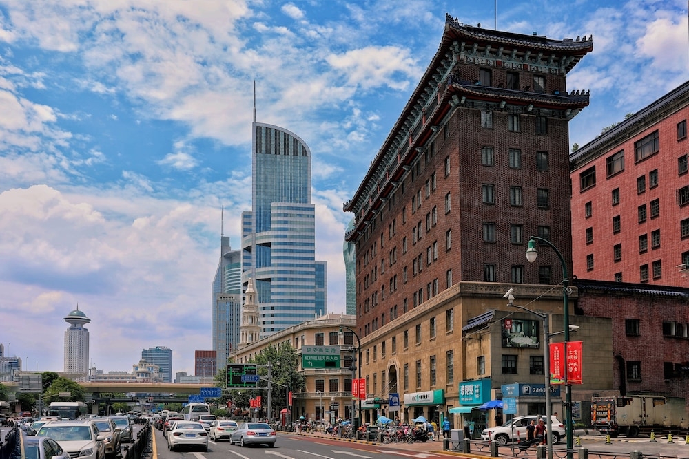 숙박 시설 정면