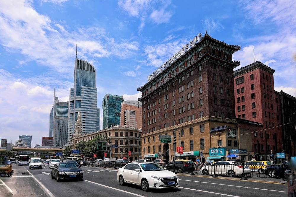 숙박 시설 정면