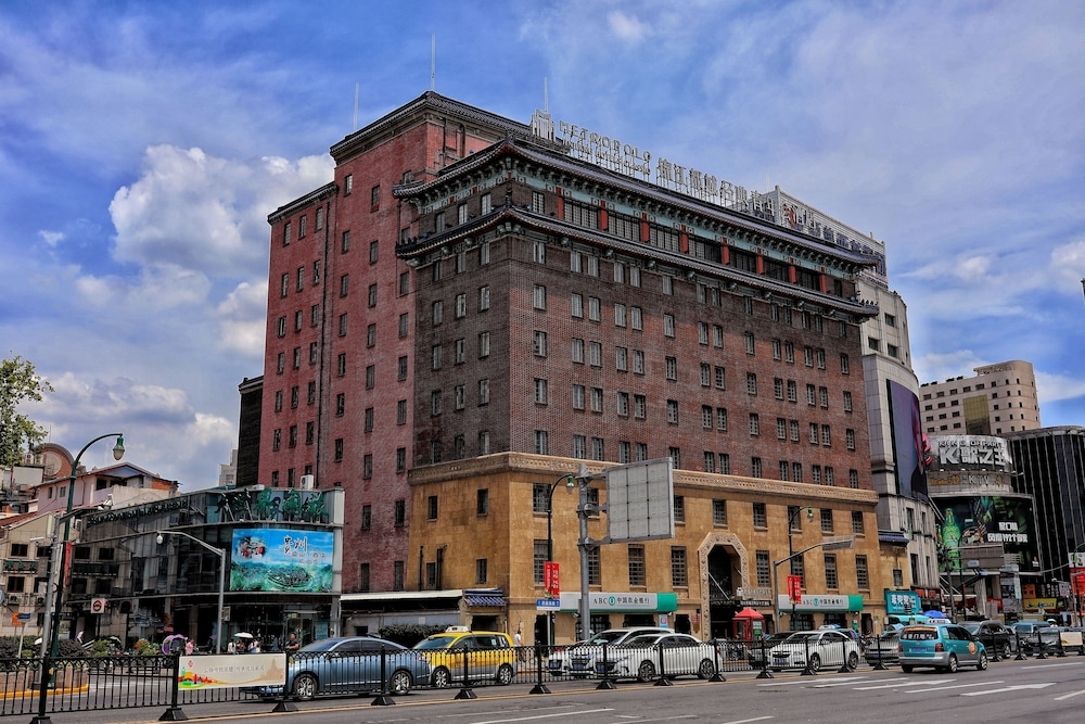 숙박 시설 정면