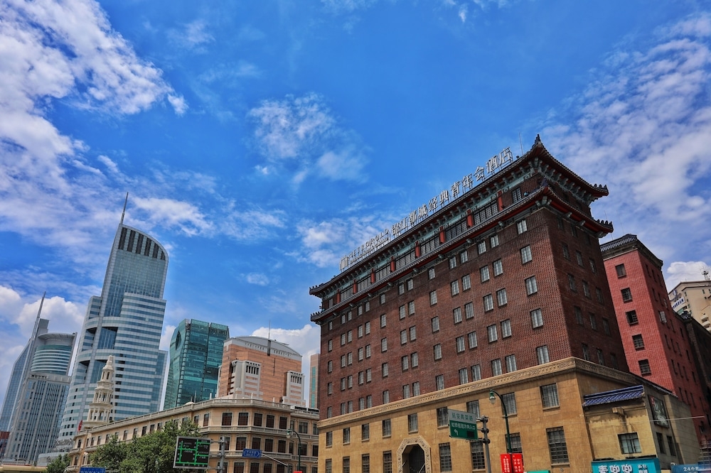 숙박 시설 정면