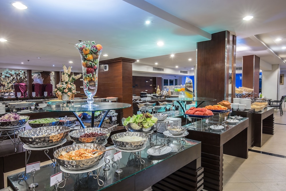 뷔페 아침 식사