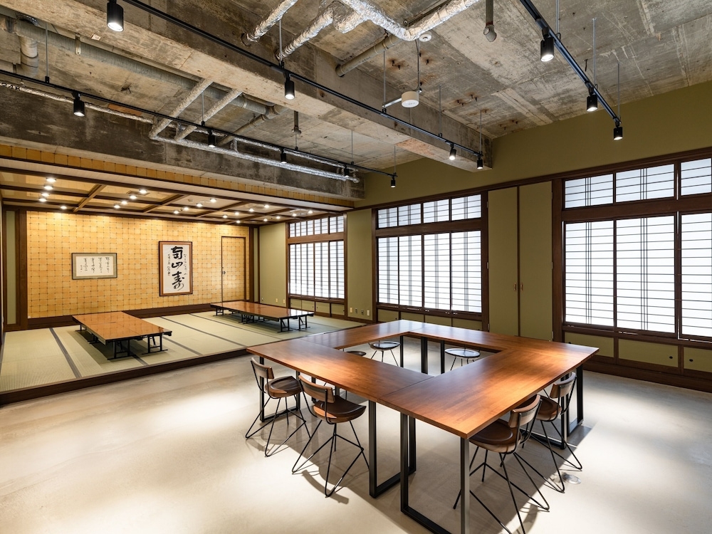 숙박 시설 내 편의 시설/서비스