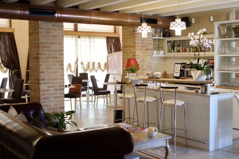 바(숙박 시설 내)