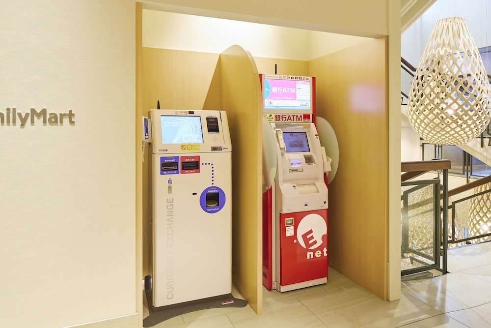 시설 내 ATM/은행