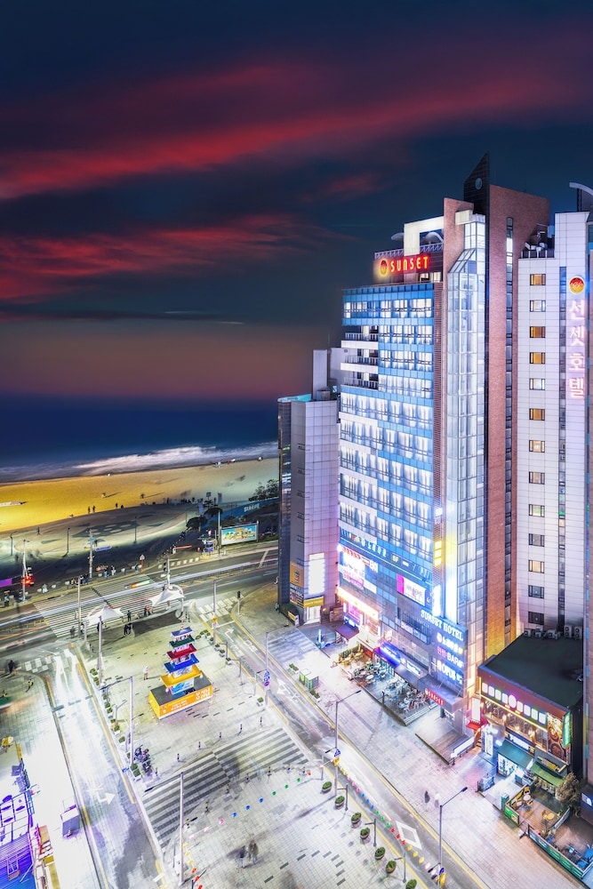 숙박 시설 정면