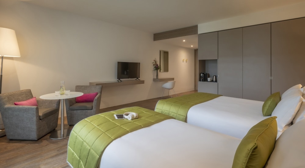 숙박 시설 내 편의 시설/서비스