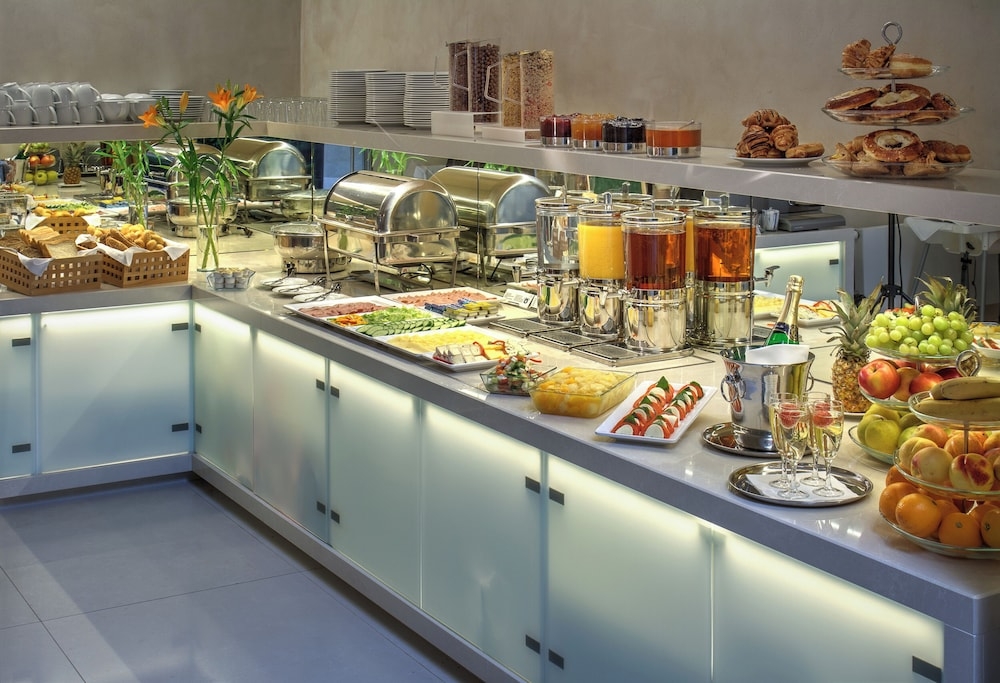 뷔페 아침 식사