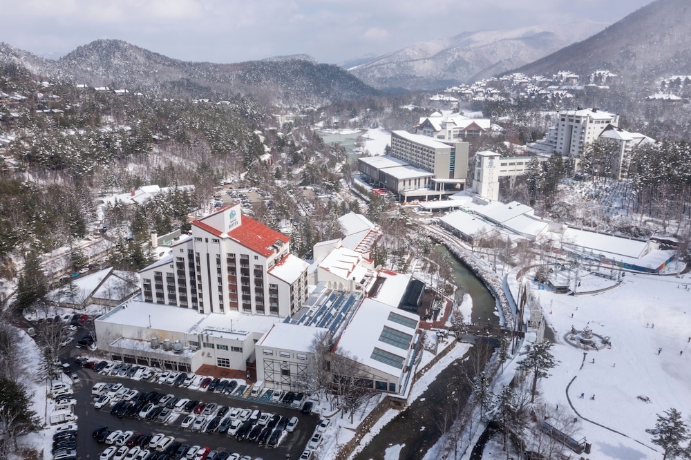 숙박 시설 정면