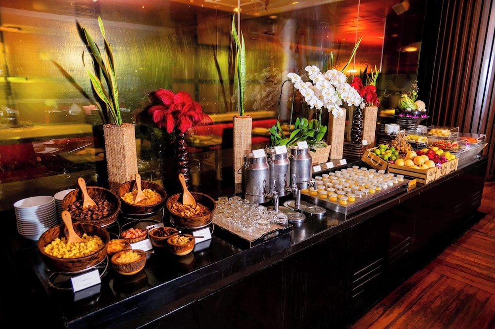 뷔페 아침 식사