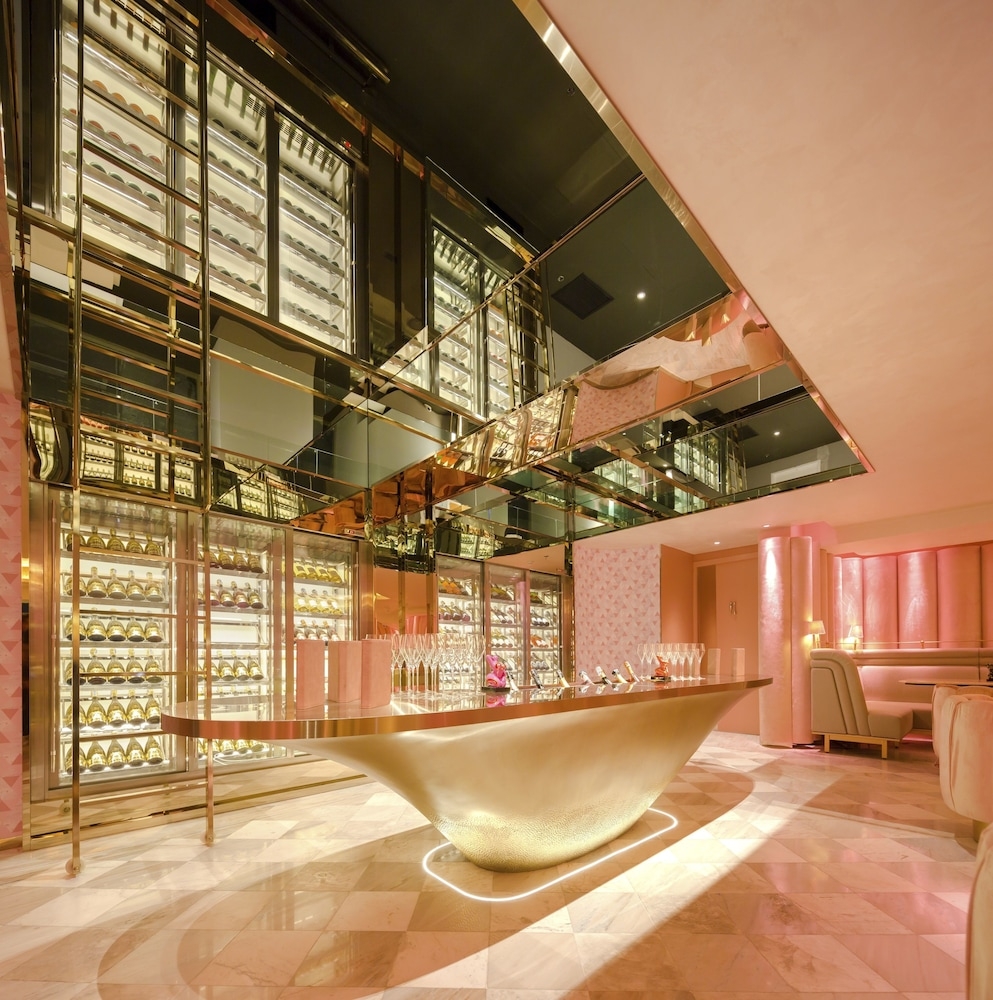 바(숙박 시설 내)