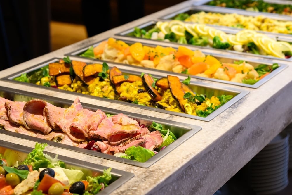 뷔페 아침 식사