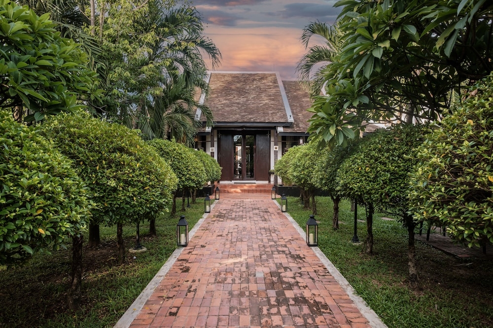 숙박 시설 정면