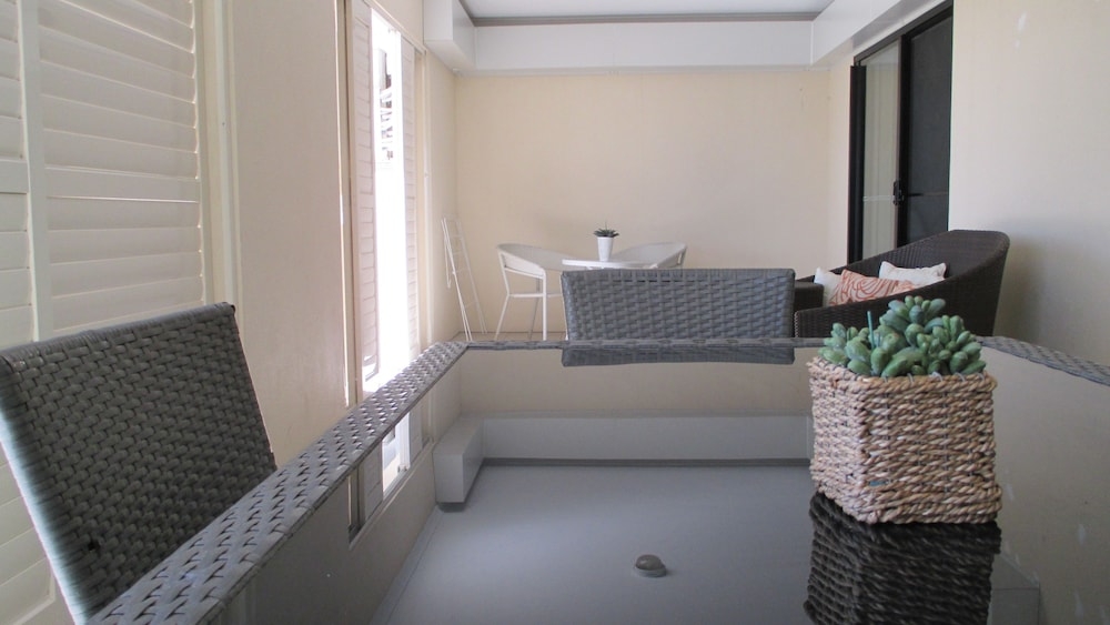 객실 내 식사 공간