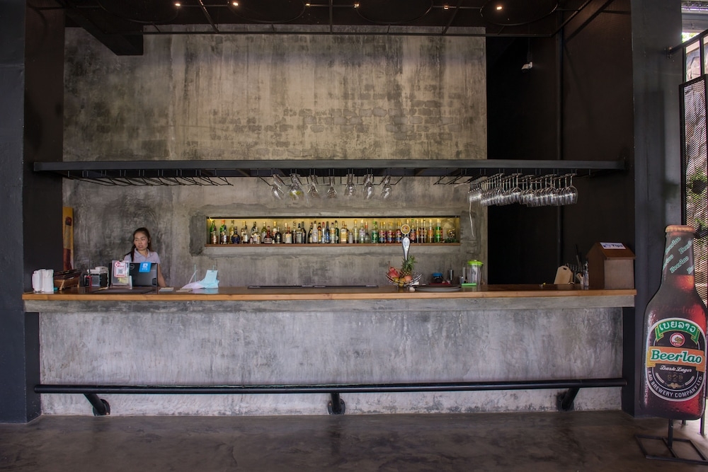 바(숙박 시설 내)